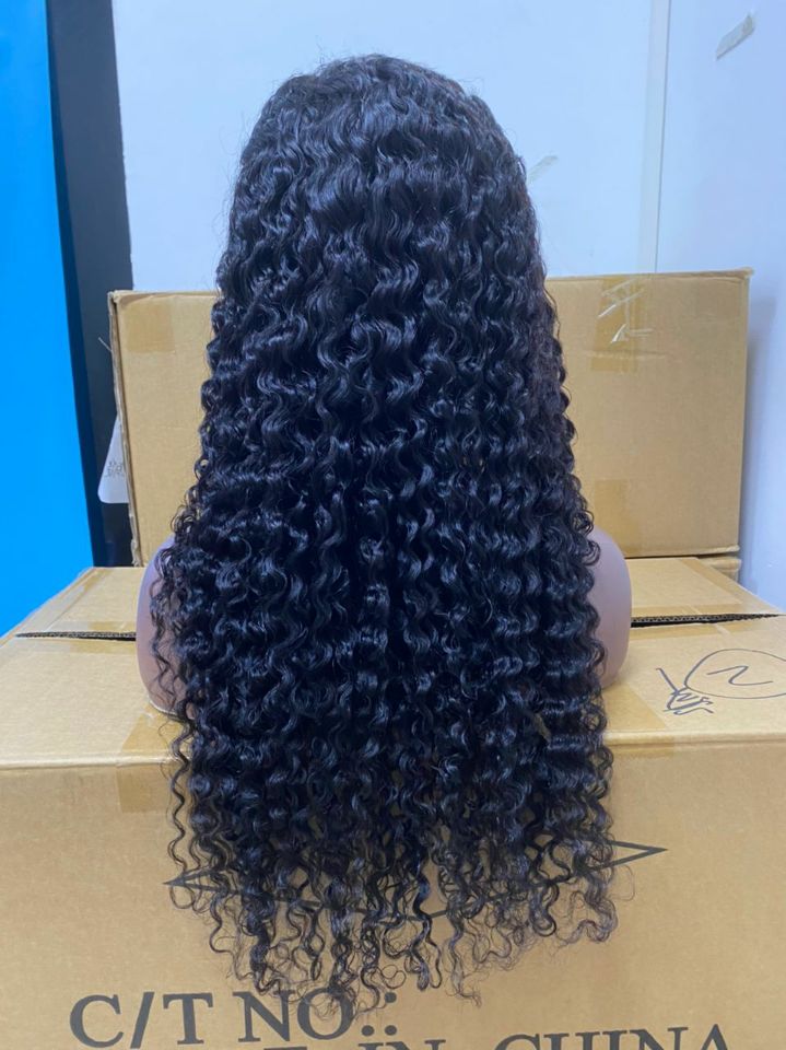 Boti Sandra's Order(La commande de Boty Sandra)